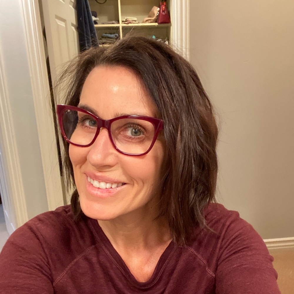 Meet your Posher, Lisa